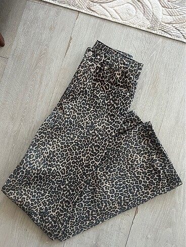 Trendyol & Milla Leopar pantolon