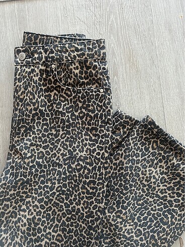 34 Beden Leopar pantolon