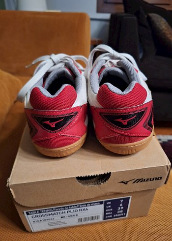 mizuno masa tenisi ayakkabısı 39 numara - Görsel 2