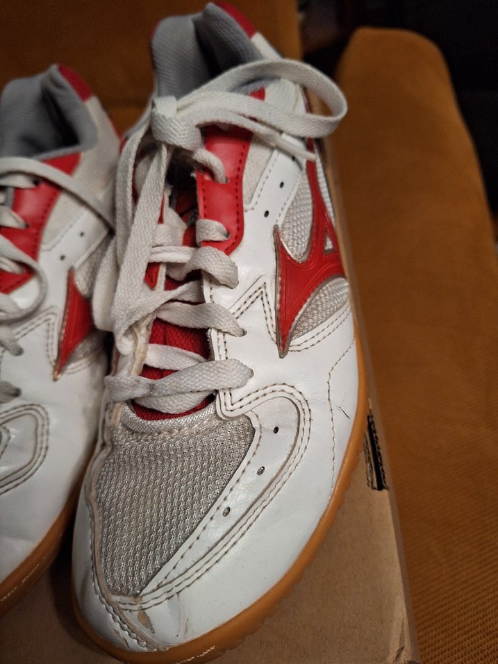 mizuno masa tenisi ayakkabısı 39 numara - Görsel 4