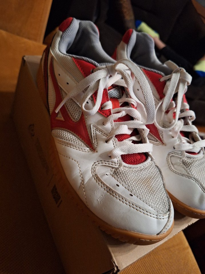 mizuno masa tenisi ayakkabısı 39 numara - Görsel 5