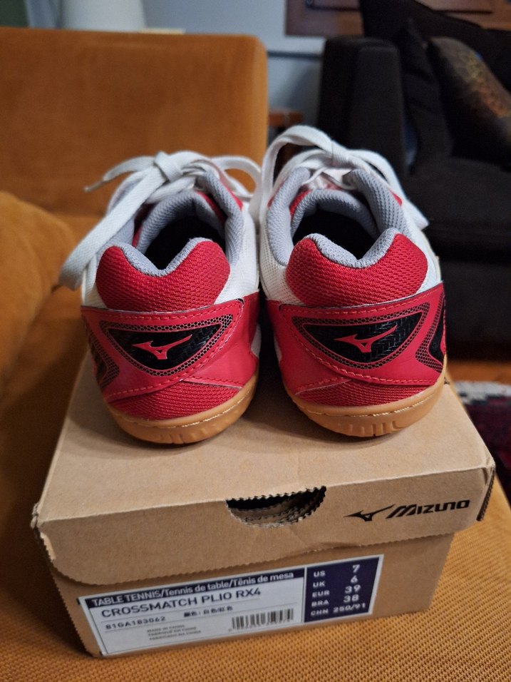 mizuno masa tenisi ayakkabısı 39 numara - Görsel 2