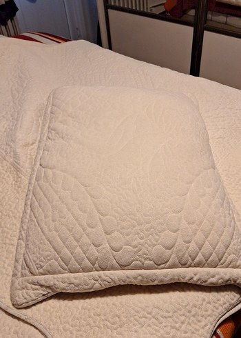 yatak örtüsü seti krem rengi - Görsel 4