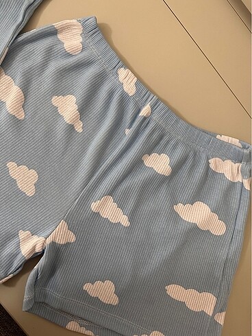 m Beden Askılı Şortlu Pijama Takımı