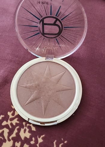 L'Oréal 14 Rue Royale Pudra - Açık Bej - Görsel 3