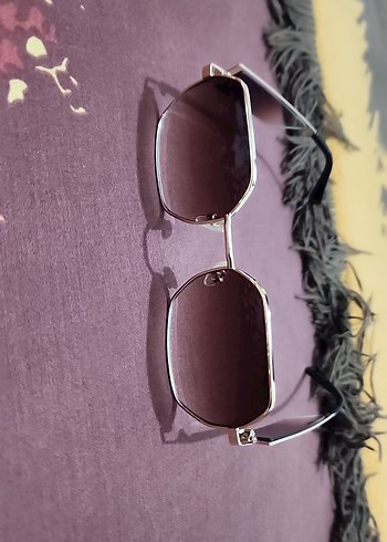 Klasik Tarzda Tokalı Kahverengi Kadın Gözlüğü - Görsel 3