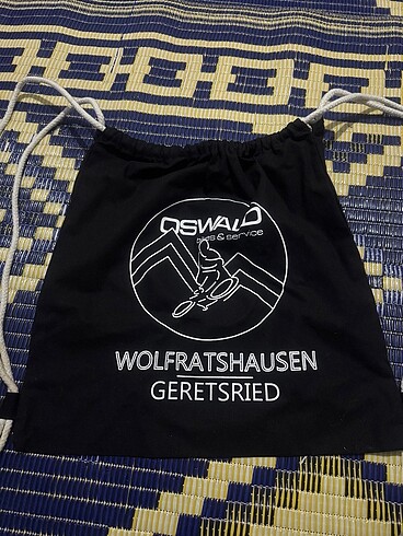 Beden Sırt Çantası Gibi Poşet