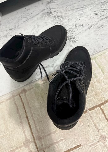 Siyah Bağcıklı Erkek Bot - Görsel 2