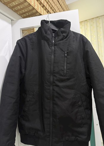 Siyah Yüksek Yakalı Erkek Mont - Görsel 3