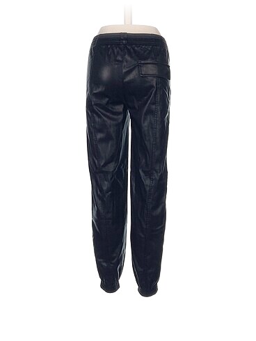 xs Beden Bershka Düz Kesim %70 İndirimli.