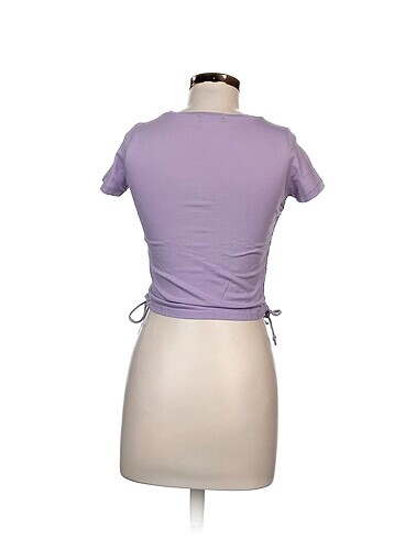 xs Beden Trendyol & Milla T-shirt %70 İndirimli.