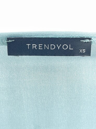 xs Beden çeşitli Renk Trendyol & Milla Bluz %70 İndirimli.