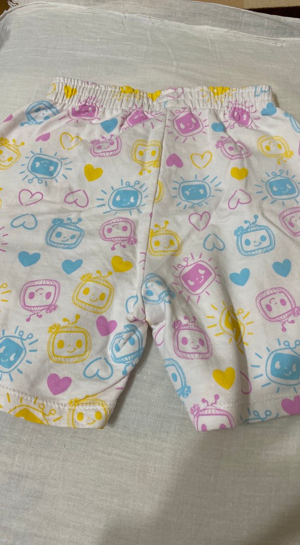 Renkli Pop Kültür fırfırlı Kız Şortu - Görsel 4