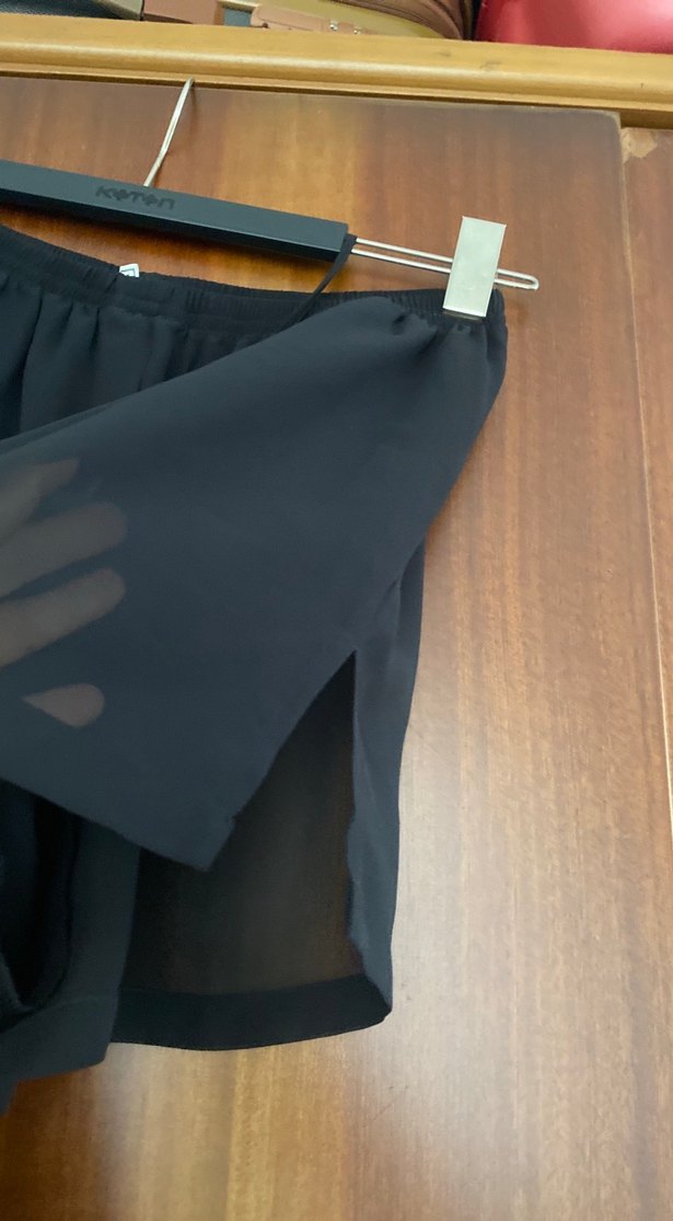 İPEK KIRAMER Siyah V-Yaka askılı ve şort şifon takım - Görsel 4