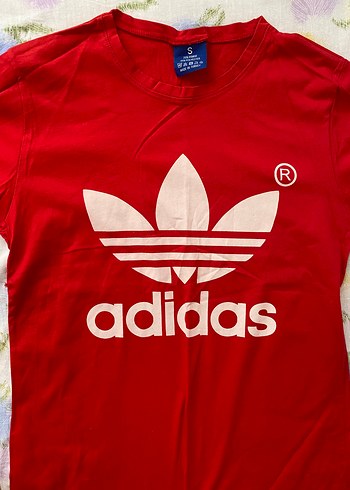 Kırmızı Adidas Tişört