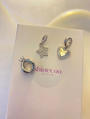 Pandora Pandora charm yıldızlı