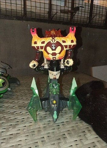 Ben 10 Alien Cruiser