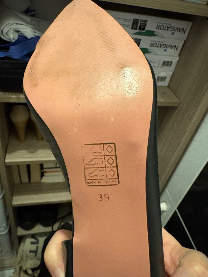 Siyah Deri Stiletto Tokalı Kadın Topuklu - Görsel 4