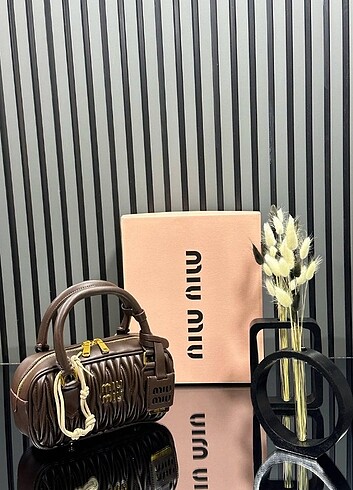Miu Miu Miu miu 