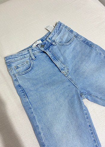 Pastel Mavi Midi Kesim Kadın Denim Pantolon - Görsel 9