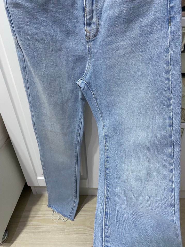 Pastel Mavi Midi Kesim Kadın Denim Pantolon - Görsel 2