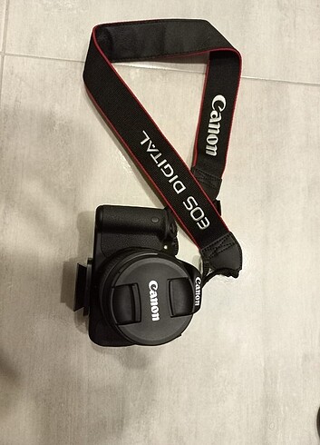 CANON EOS 650D 18-55 MM FOTOĞRAF MAKİNESİ