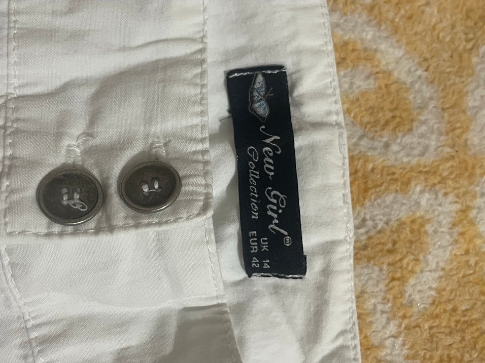 Düşük bel beyaz keten şort - Görsel 5