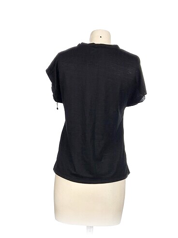 s Beden Diğer T-shirt %70 İndirimli.
