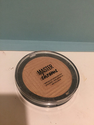 Master chrome maybeline highlighter