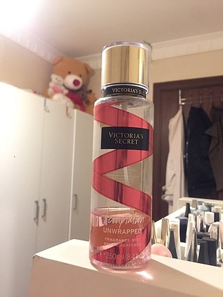 Victorias secret temptation vücut spreyi