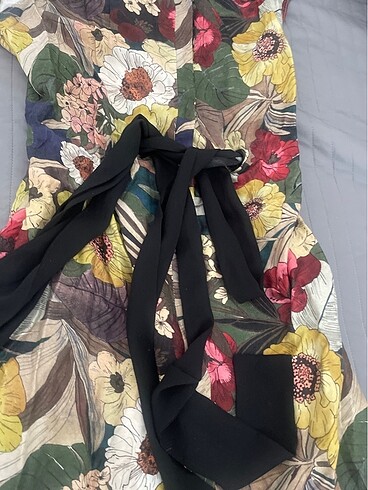 Zara Zara yazlık yandan iki yırtmaçlı elbise