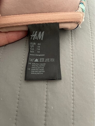 H&M Bekini üstleri ve bir alt
