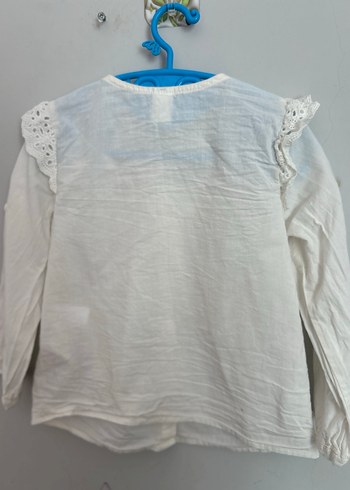 Kız Çocuk Beyaz Uzun Kollu Düğmeli Keten Gömlek - Görsel 3