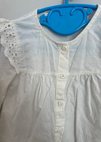Kız Çocuk Beyaz Uzun Kollu Düğmeli Keten Gömlek - Görsel 2