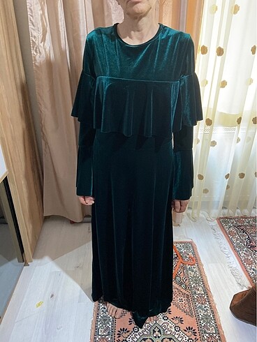 Kadife uzun elbise