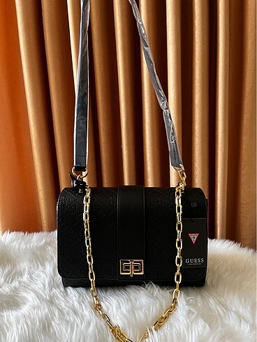 Guess Guess Çanta