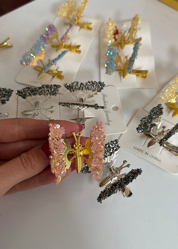 Pul İşlemeli Renkli Kelebek Saç Tokaları - Görsel 4