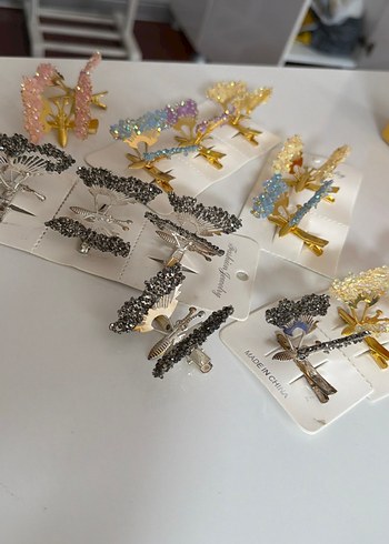 Pul İşlemeli Renkli Kelebek Saç Tokaları - Görsel 2