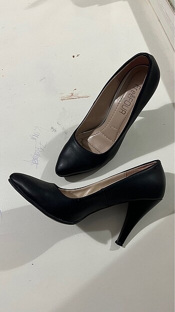 36 Beden stiletto
