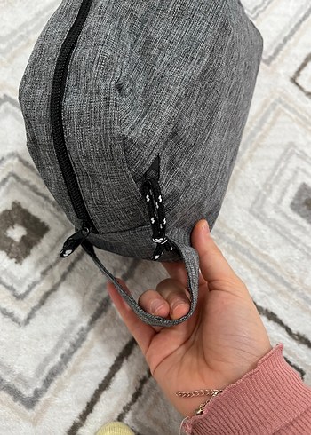 Gri Fermuarlı Kadın Makyaj Çantası - Görsel 6