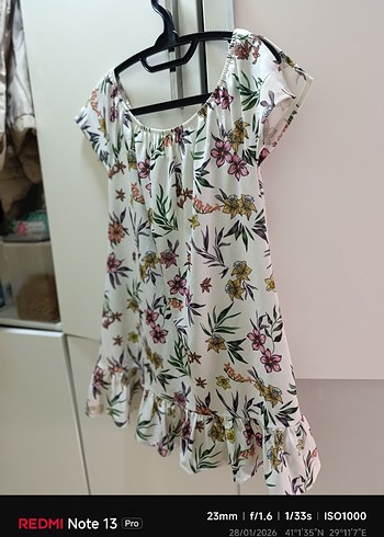 Çiçek Desenli kısa elbise - Görsel 6