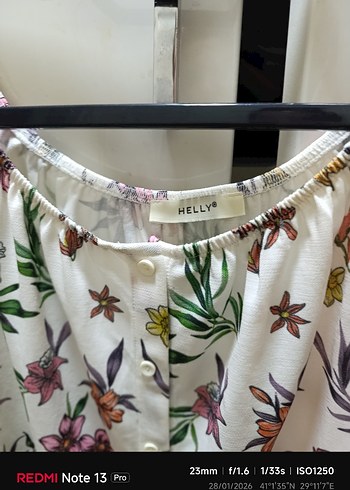 Çiçek Desenli kısa elbise - Görsel 5