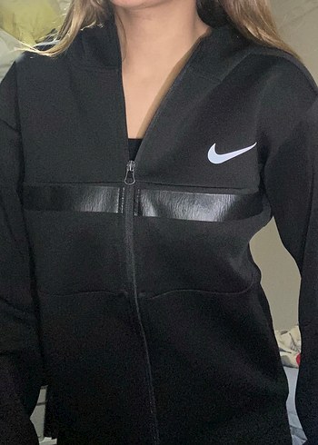 Nike Siyah Fermuarli Spor Ceket