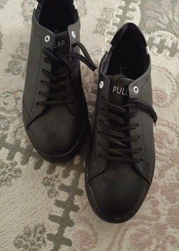 Siyah Puff Dolgulu Spor Ayakkabı