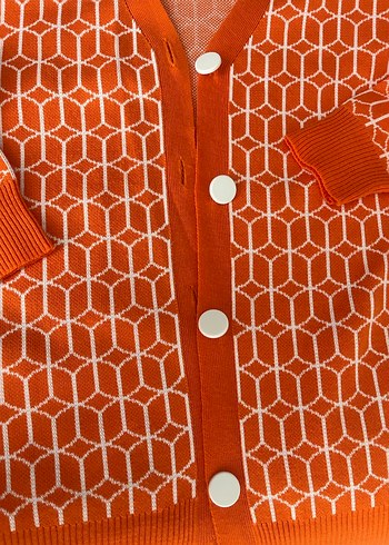 Turuncu Düğmeli Triko Hırka - Görsel 3