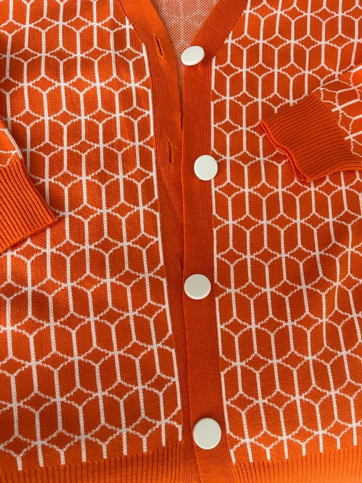Turuncu Düğmeli Triko Hırka - Görsel 3