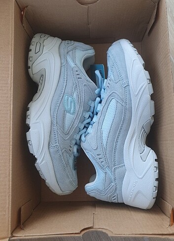 37 Beden Skechers Stamina