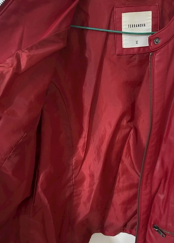 Kırmızı Kadın Deri Ceket - Görsel 3