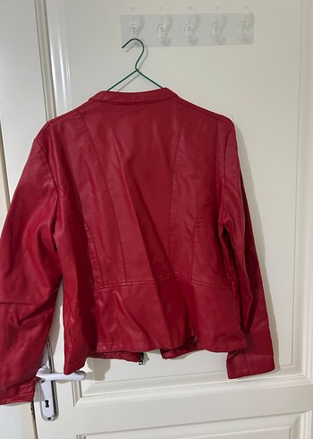 Kırmızı Kadın Deri Ceket - Görsel 4