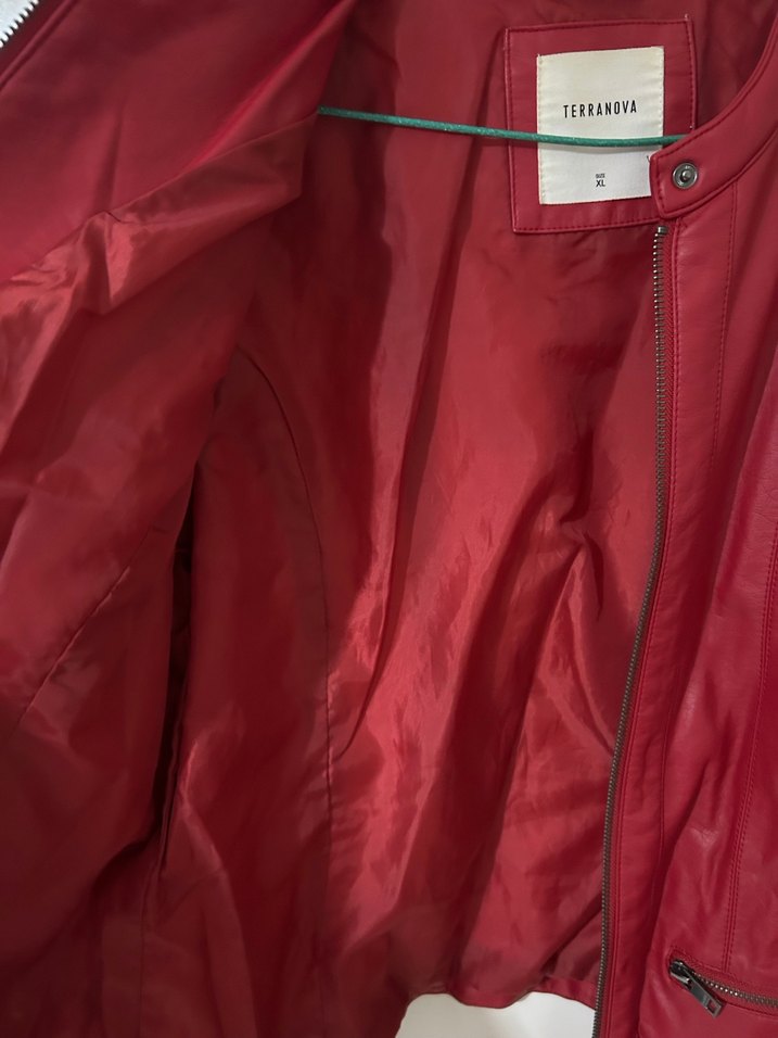 Kırmızı Kadın Deri Ceket - Görsel 3